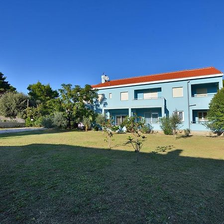 Sara Apartments Petrčane Kültér fotó