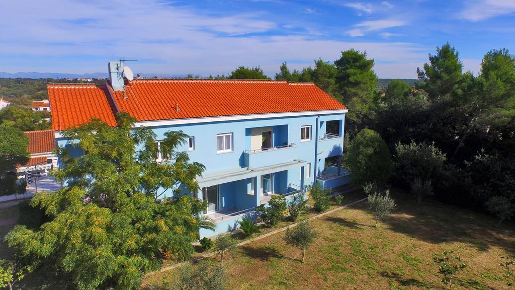 Sara Apartments Petrčane Kültér fotó