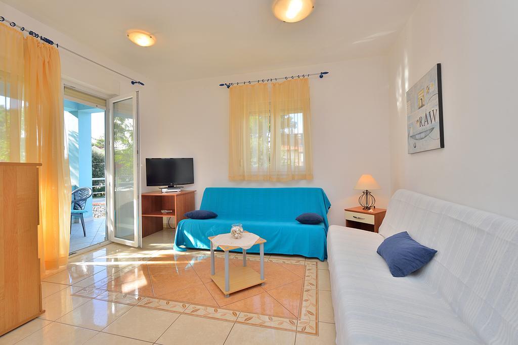 Sara Apartments Petrčane Szoba fotó